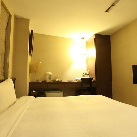 Shan-Yue Hotspring Hotel Taipei Bagian luar foto