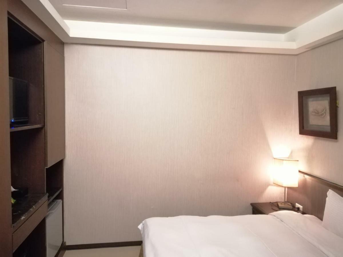 Shan-Yue Hotspring Hotel Taipei Bagian luar foto